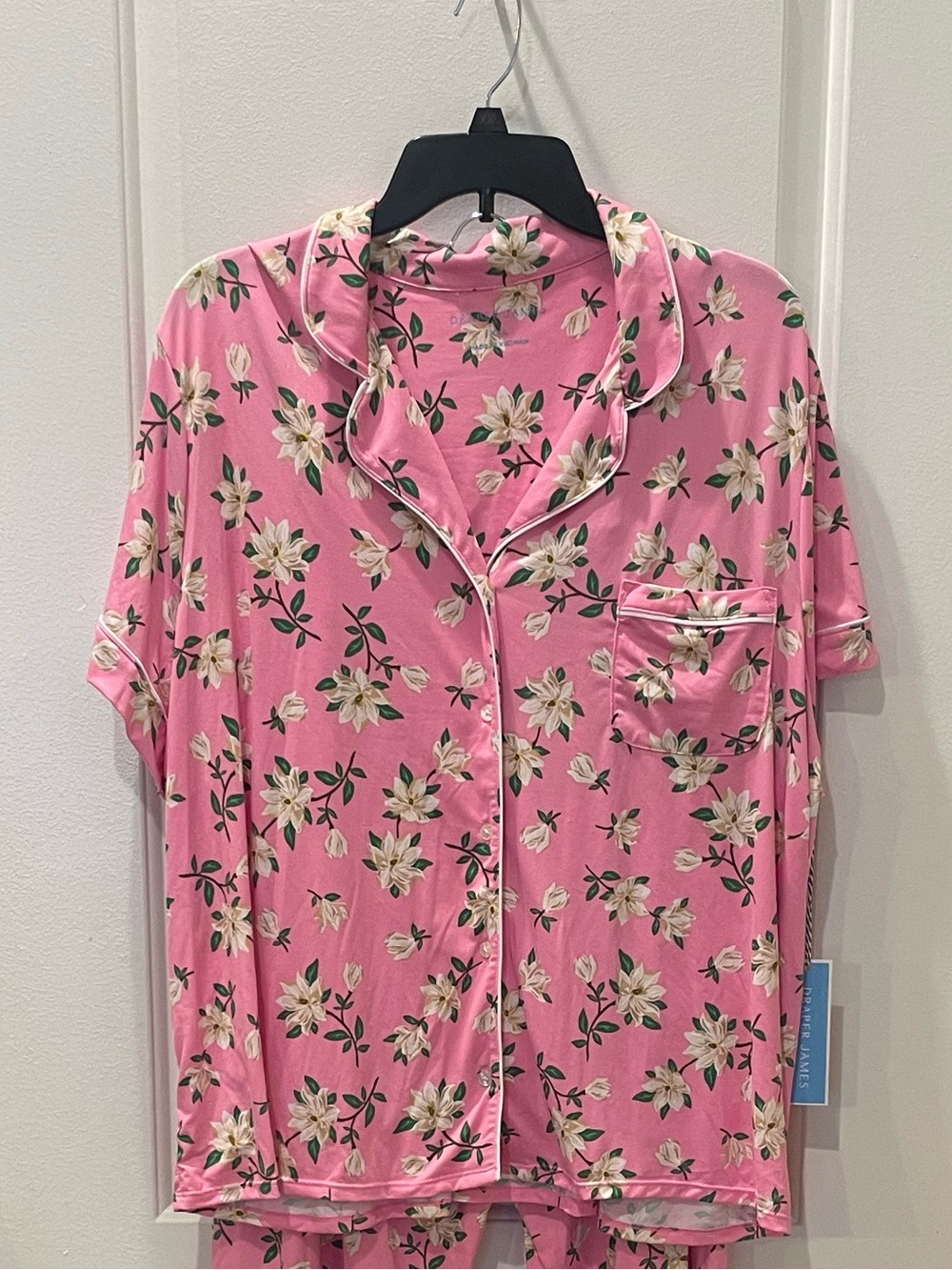 NEW…Draper James Pink Floral Pajama Set - Picture 3 of 4